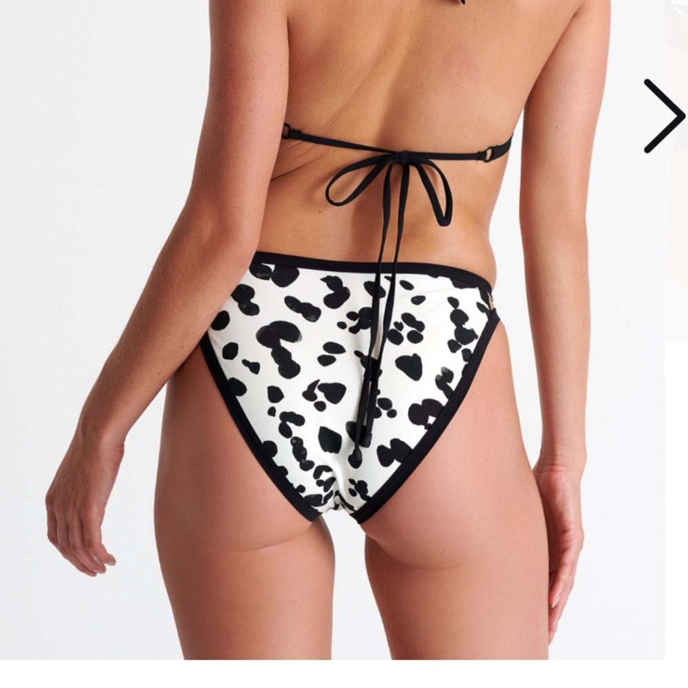 Shan Bikini Bottom - Picture 2 of 8